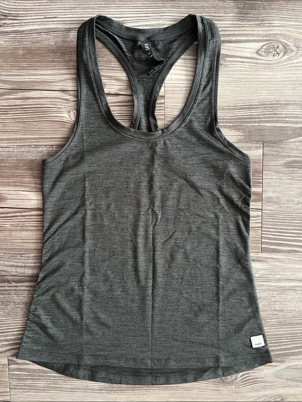 Vuori Lux Performance Tank Heathered Grey Size XS